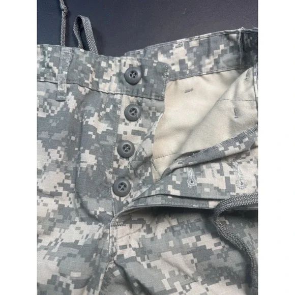 US Army Combat Uniform ACU Digital Camo Cargo Pants Mens M 32x30 Military USA - Picture 4 of 7